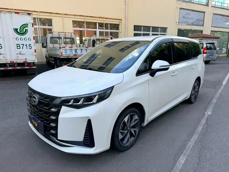 2021 GAC Trumpchi M6 с пробегом 70 000 км