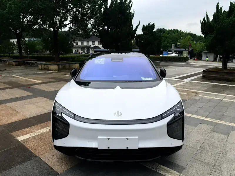 2022 HiPhi X с пробегом 66 700 км
