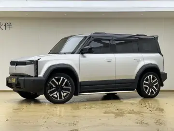 iCar 03