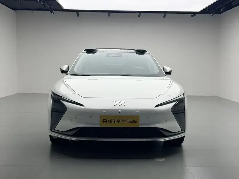 2022 IM Motors (Zhiji) L7 с пробегом 68 100 км