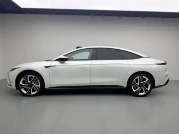 2022 IM Motors (Zhiji) L7 с пробегом 68 100 км
