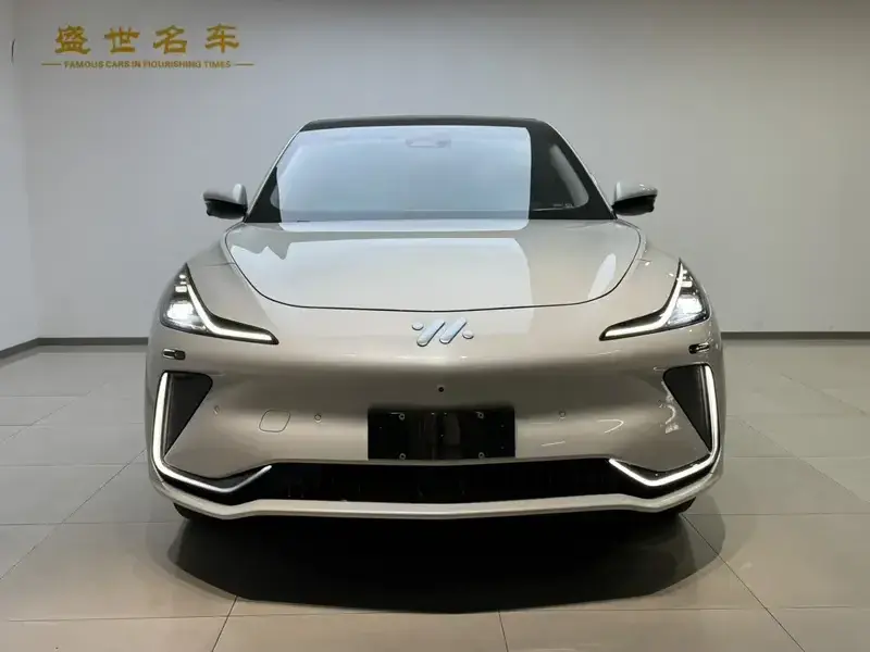 2023 IM Motors (Zhiji) LS7 с пробегом 70 000 км