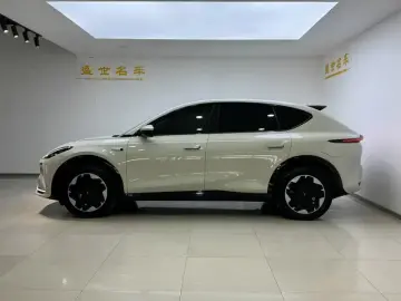 2023 IM Motors (Zhiji) LS7 с пробегом 70 000 км