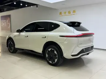 2023 IM Motors (Zhiji) LS7 с пробегом 70 000 км