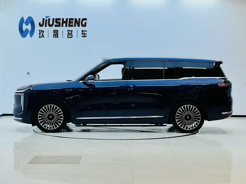 2026 IM Motors (Zhiji) LS9 с пробегом 13 500 км