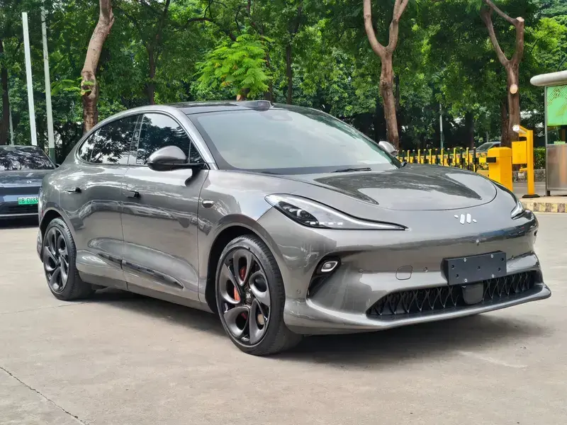 2025 IM Motors (Zhiji) LS6 с пробегом 81 000 км