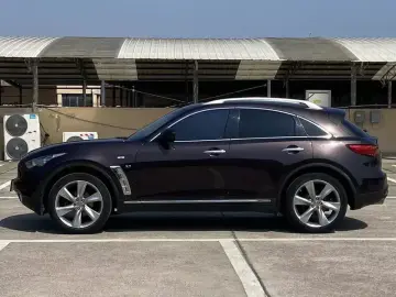 2013 Infiniti QX70 с пробегом 150 000 км