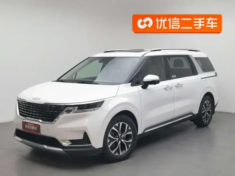 2021 Kia Carnival с пробегом 102 800 км