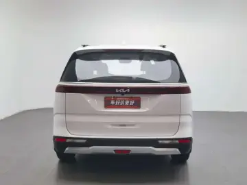 2021 Kia Carnival с пробегом 102 800 км