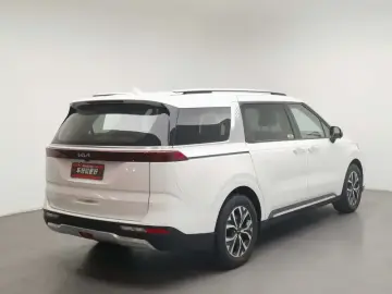 2021 Kia Carnival с пробегом 102 800 км