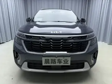 2023 Kia Seltos с пробегом 18 400 км