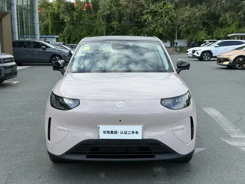 2026 Leapmotor A10 с пробегом 100 км