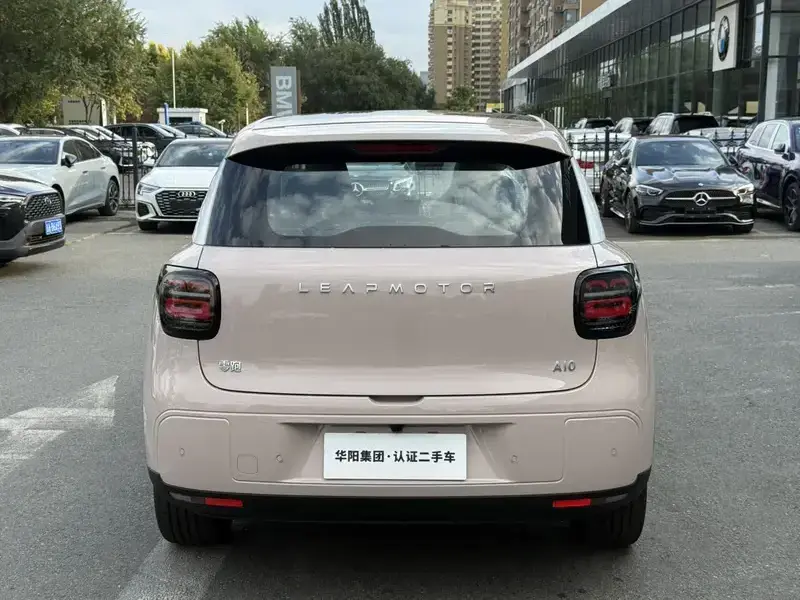 2026 Leapmotor A10 с пробегом 100 км
