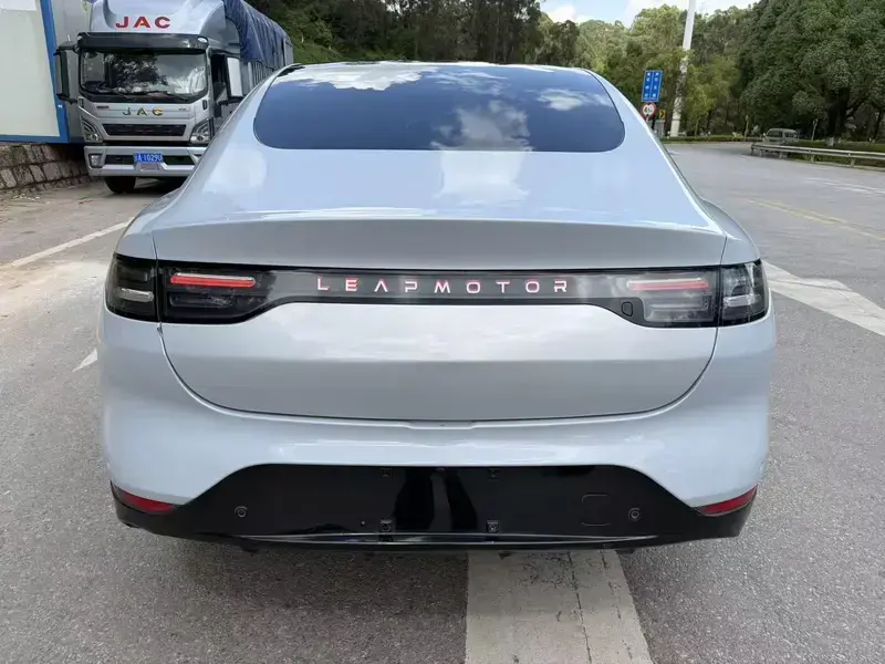 2022 Leapmotor C01 с пробегом 43 000 км