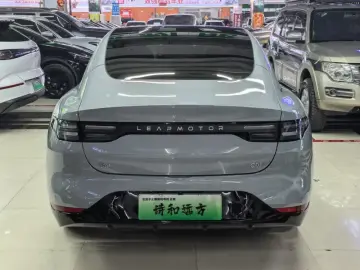 2024 Leapmotor C01 с пробегом 9 100 км