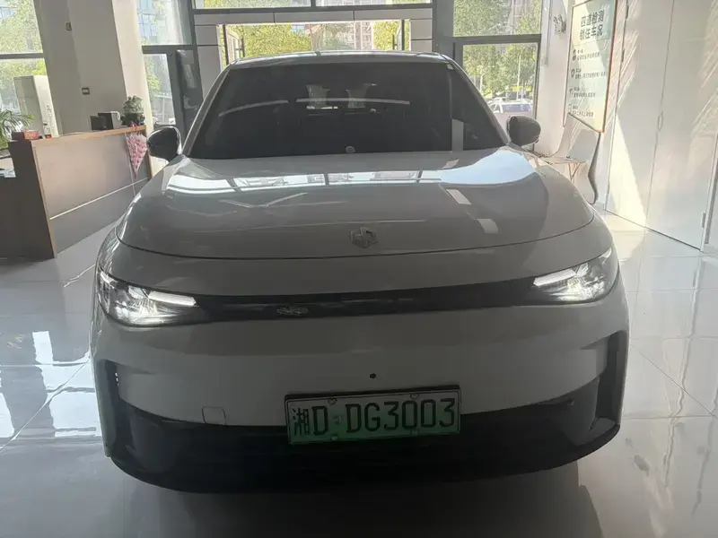 2024 Leapmotor C10 с пробегом 76 000 км