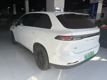 2024 Leapmotor C10 с пробегом 76 000 км