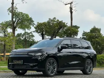 Leapmotor C16