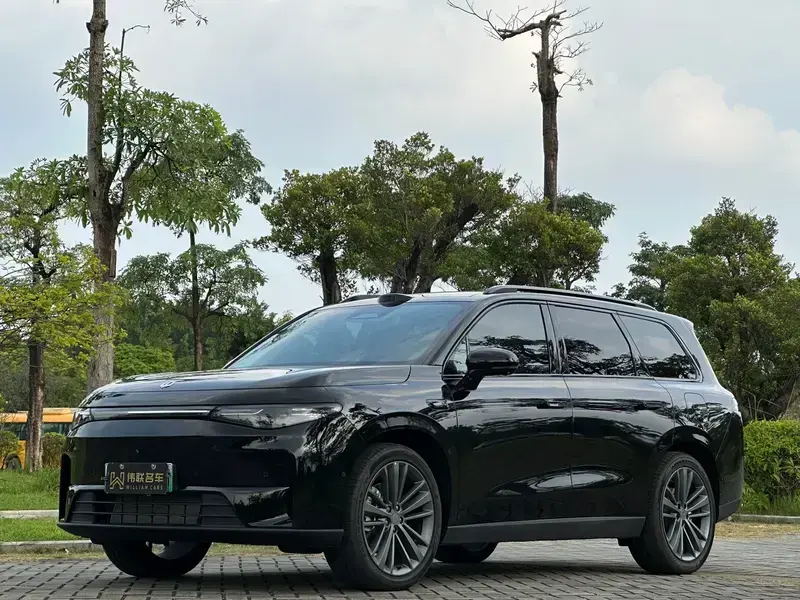 2026 Leapmotor C16 с пробегом 2 000 км