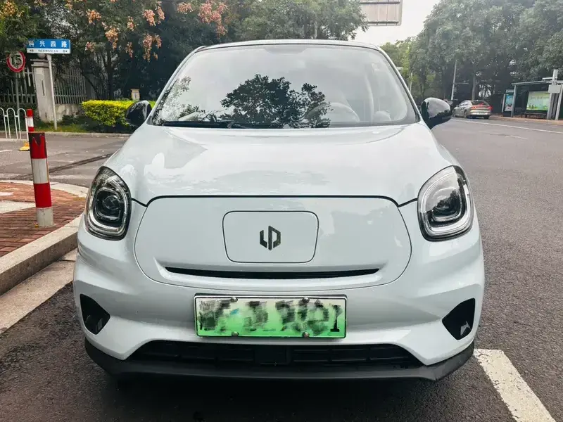 2023 Leapmotor T03 с пробегом 16 000 км