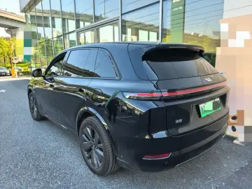2025 Li Auto (Lixiang) L7 с пробегом 8 000 км