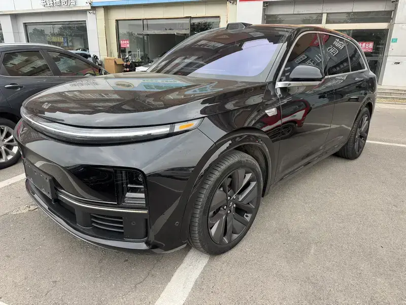 2024 Li Auto (Lixiang) L7 с пробегом 43 000 км