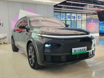 2024 Li Auto (Lixiang) L7 с пробегом 48 000 км