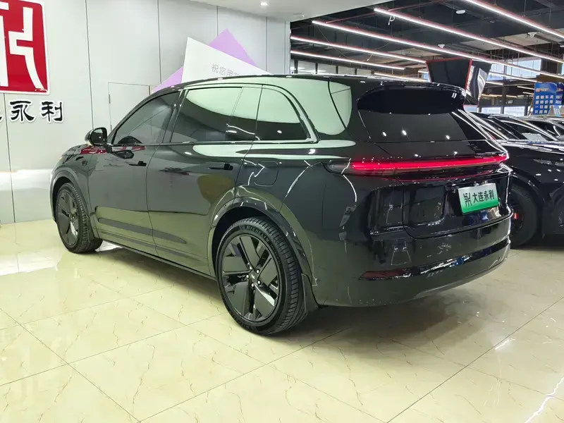 2024 Li Auto (Lixiang) L7 с пробегом 48 000 км