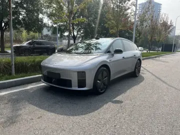 Li Auto (Lixiang) i6