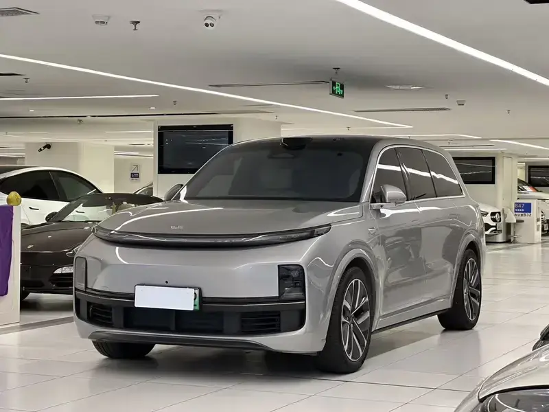 2024 Li Auto (Lixiang) L9 с пробегом 34 200 км