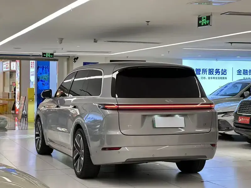 2024 Li Auto (Lixiang) L9 с пробегом 34 200 км