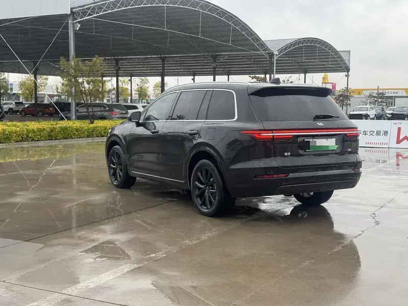 2021 Li Auto (Lixiang) One с пробегом 84 000 км