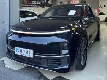 2024 Li Auto (Lixiang) L8 с пробегом 38 900 км