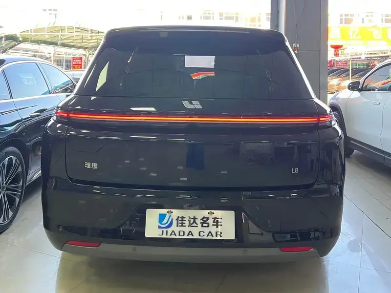 2024 Li Auto (Lixiang) L8 с пробегом 38 900 км
