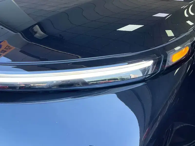 2024 Li Auto (Lixiang) L8 с пробегом 38 900 км
