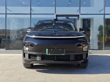 2024 Li Auto (Lixiang) L8 с пробегом 58 000 км