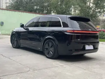 2024 Li Auto (Lixiang) L8 с пробегом 84 000 км