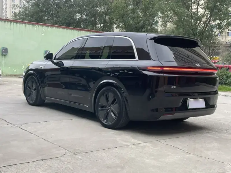 2024 Li Auto (Lixiang) L8 с пробегом 84 000 км