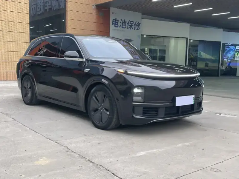 2024 Li Auto (Lixiang) L8 с пробегом 100 000 км