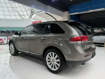 2015 Lincoln MKX с пробегом 100 000 км
