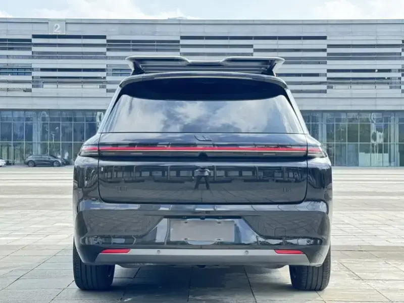 2024 Li Auto (Lixiang) L8 с пробегом 51 000 км