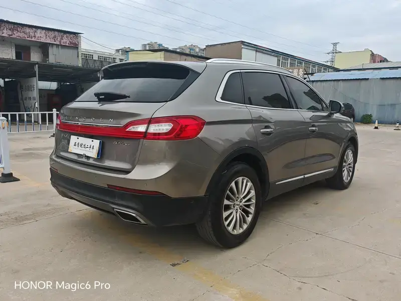 2017 Lincoln MKX с пробегом 160 000 км