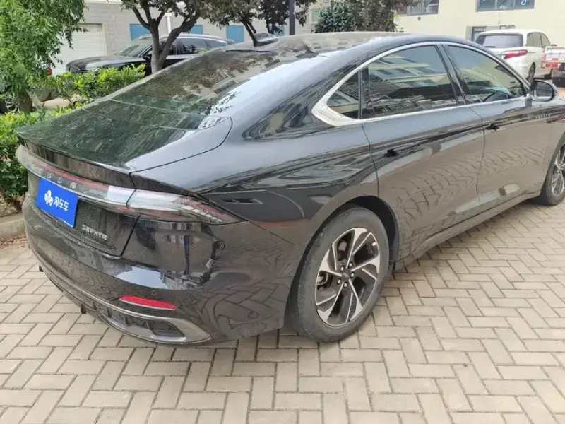 2022 Lincoln Z с пробегом 27 000 км