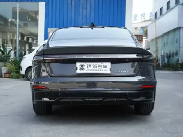 2022 Lincoln Z с пробегом 45 000 км