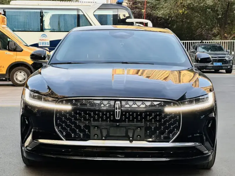 2022 Lincoln Z с пробегом 65 000 км