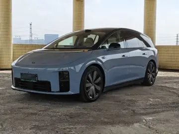 Li Auto (Lixiang) i8