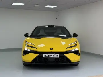 2026 Lotus Emeya с пробегом 1 000 км