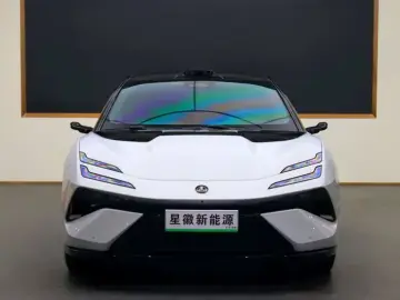 2025 Lotus Emeya с пробегом 35 000 км