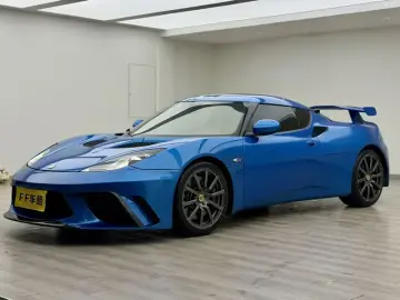 2015 Lotus Evora с пробегом 60 000 км