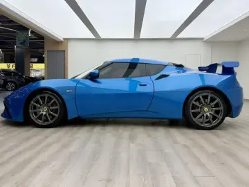 2015 Lotus Evora с пробегом 60 000 км